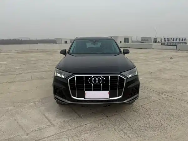 Audi Q7 2021