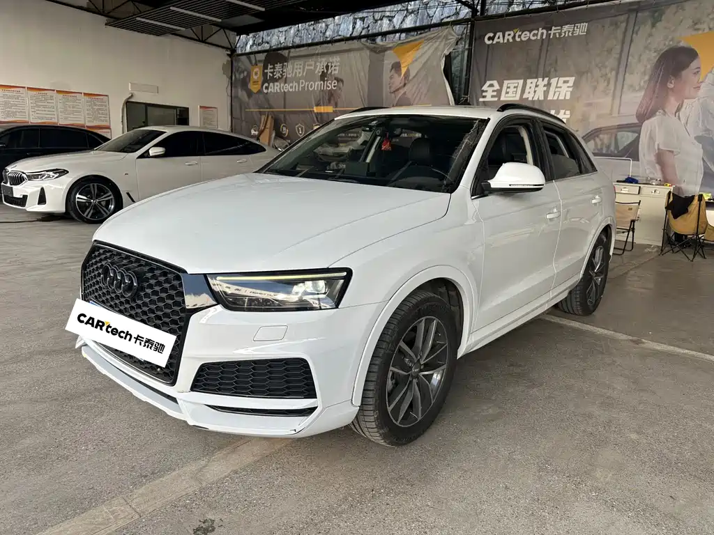 Audi Q3 2019 — фото 1