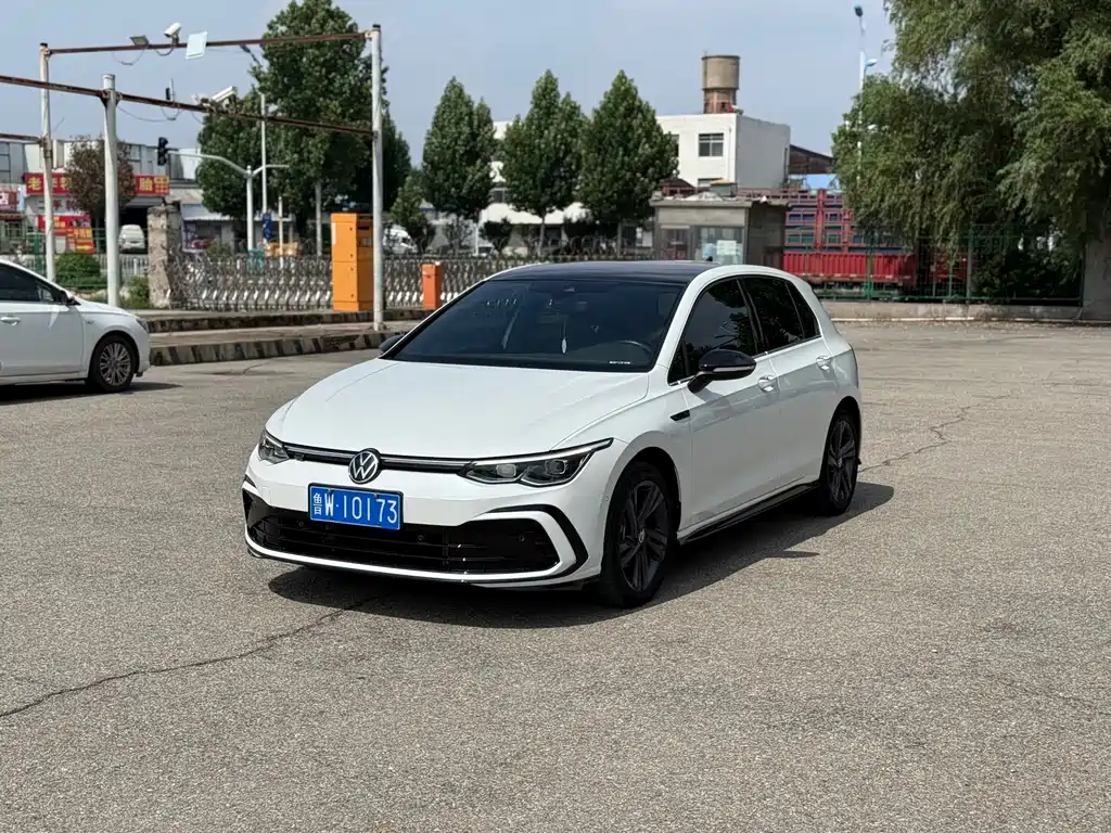 Volkswagen Golf 2022