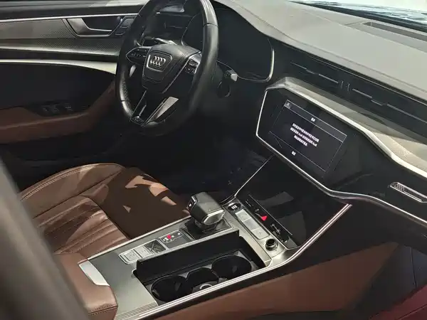 Audi A6L 2023