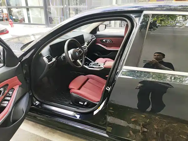 BMW i3 2023