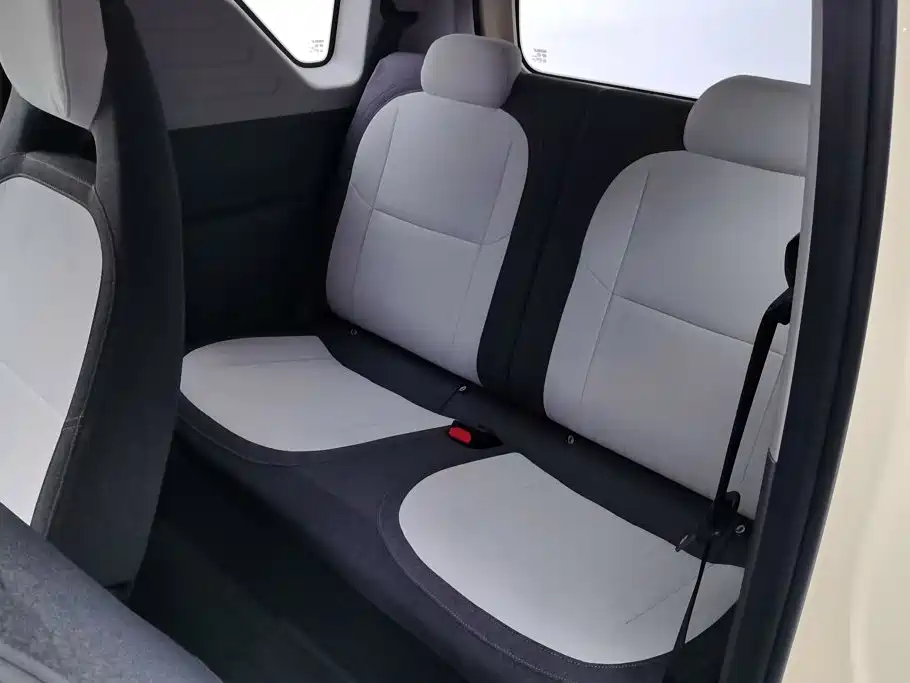 Geely Galaxy Panda 2025 — фото 11