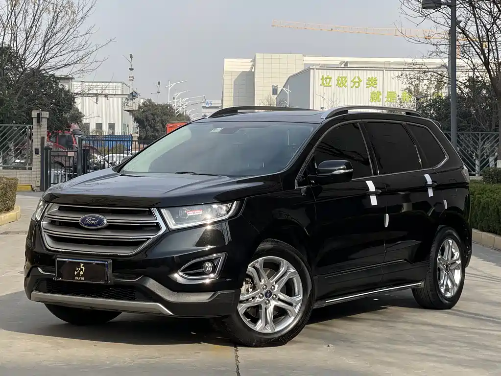 Ford Edge 2016 — фото 10