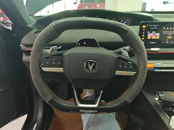 Changan UNI-V 2024