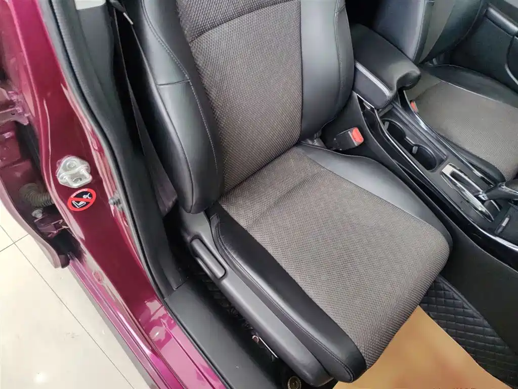 Honda Jade 2017 — фото 17