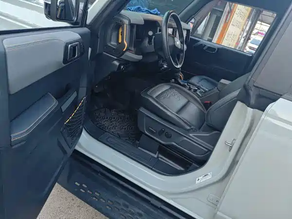 Ford Bronco 2025