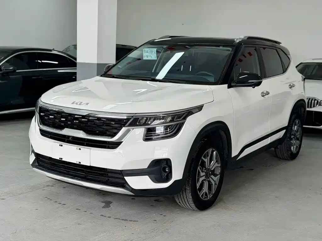 Kia KX3 2022 — фото 1