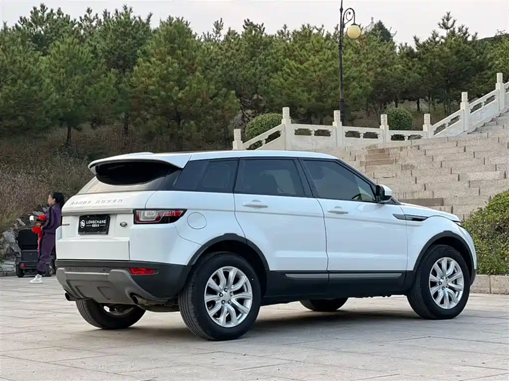 Land Rover Evoque 2017 — фото 7