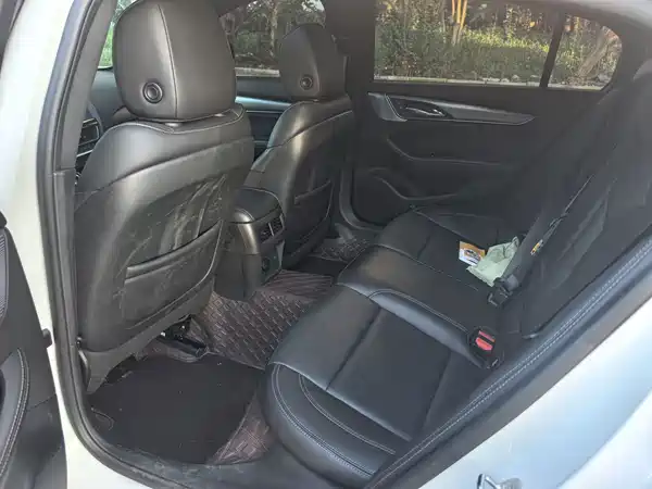 Cadillac CT5 2023