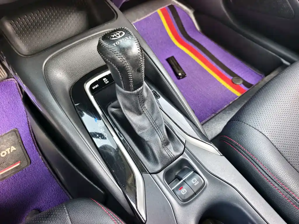 Toyota Corolla 2020 — фото 15