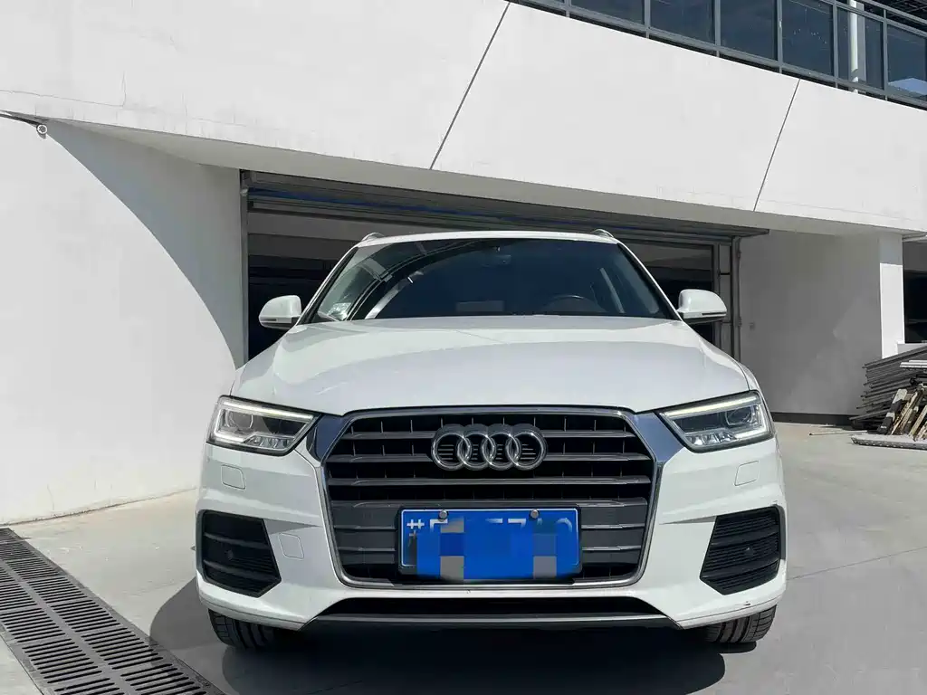 Audi Q3 2019 — фото 2