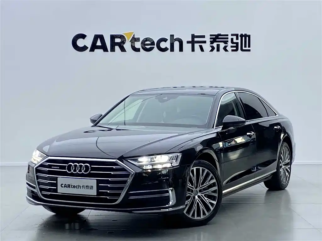 Audi A8 2020 — фото 1