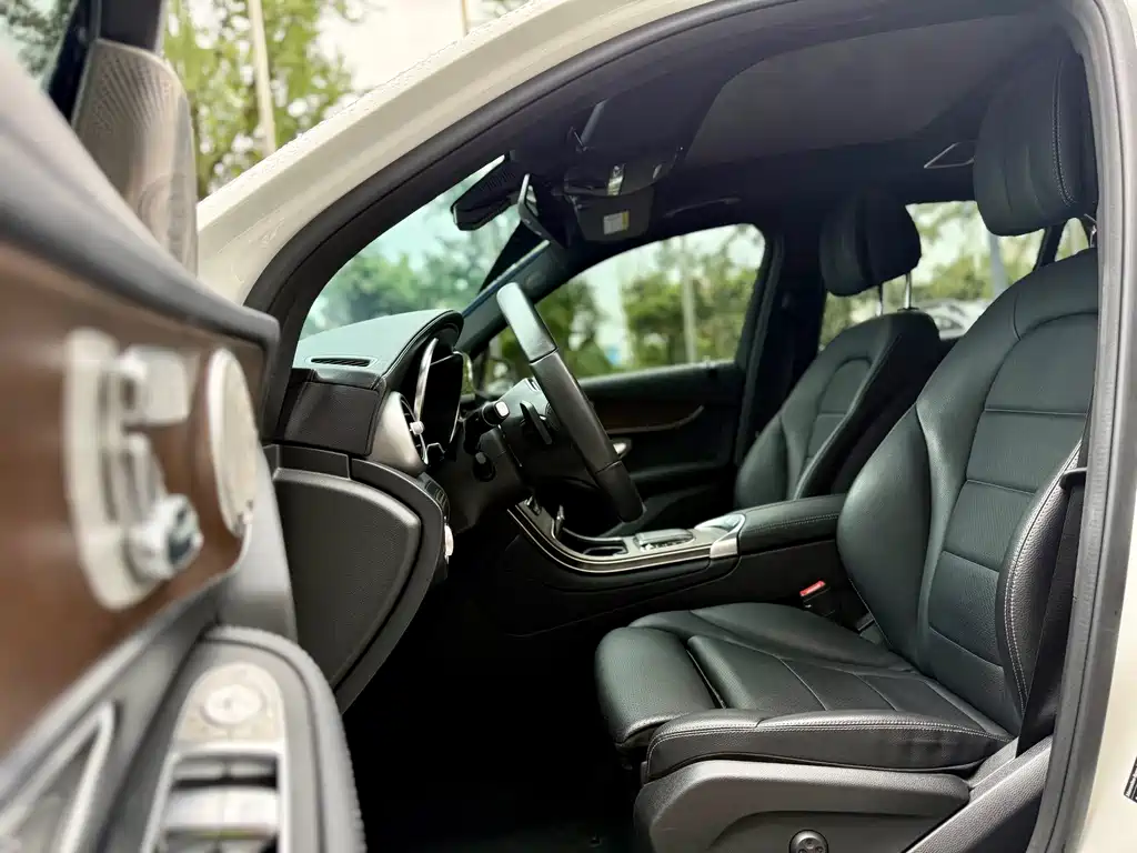 Mercedes-Benz GLC 2022 — фото 15
