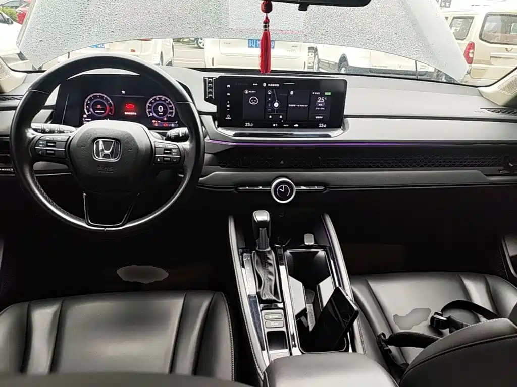 Honda Accord 2024 — фото 10