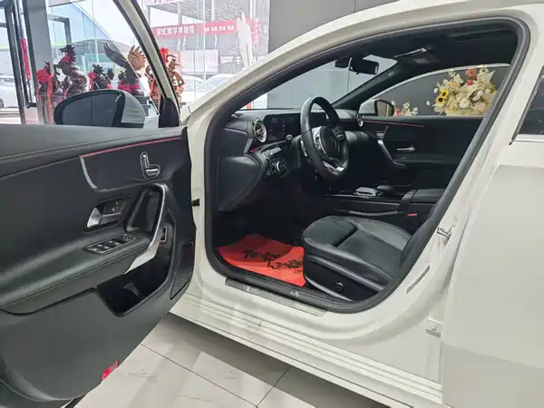 Mercedes-Benz A-Class 2021