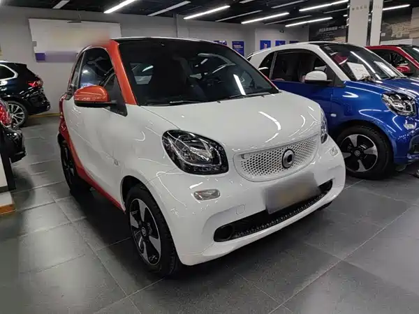 smart fortwo 2018