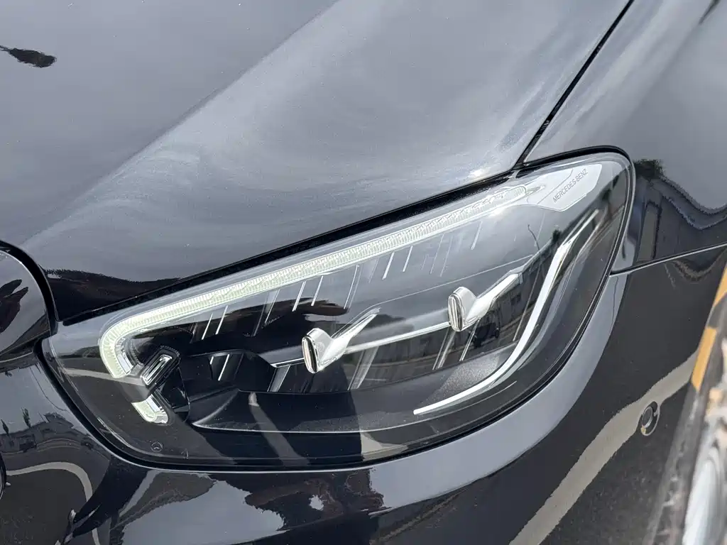 Mercedes-Benz E-Class 2021 — фото 11