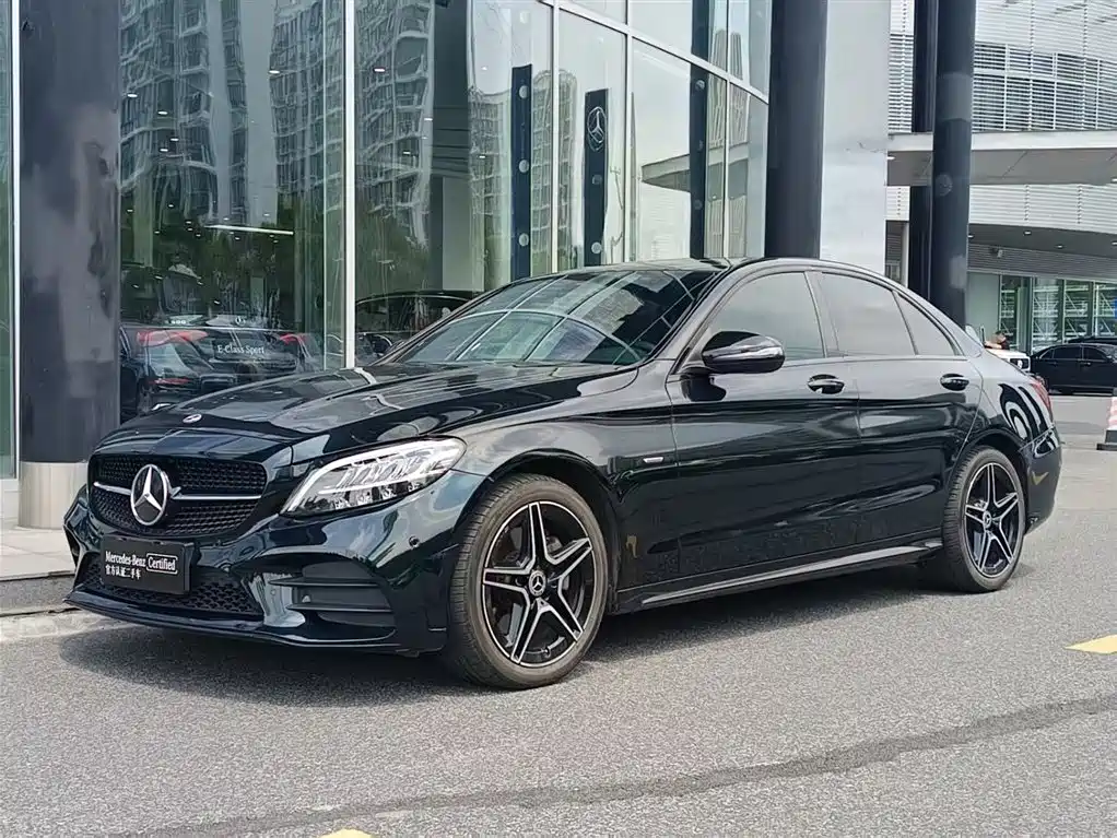 Mercedes-Benz C-Class 2021