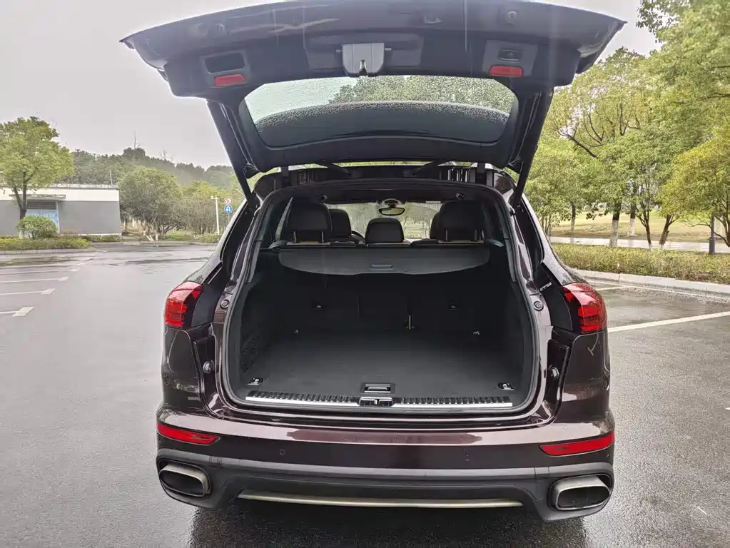 Porsche Cayenne 2015 — фото 20