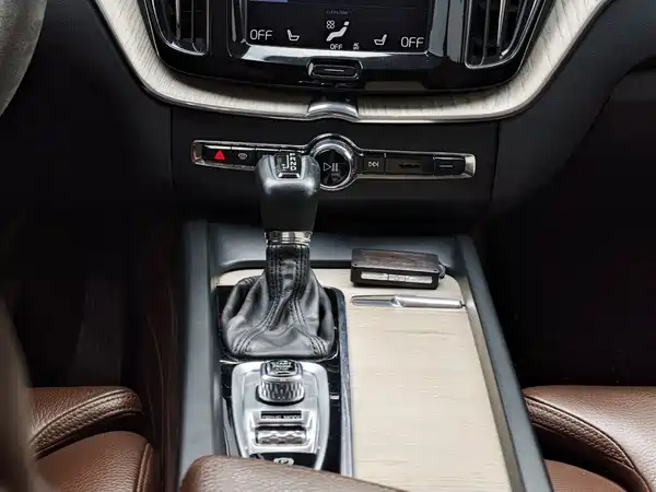 Volvo XC60 2020