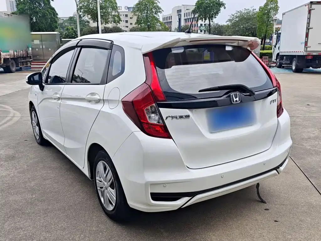 Honda Fit 2018 — фото 22