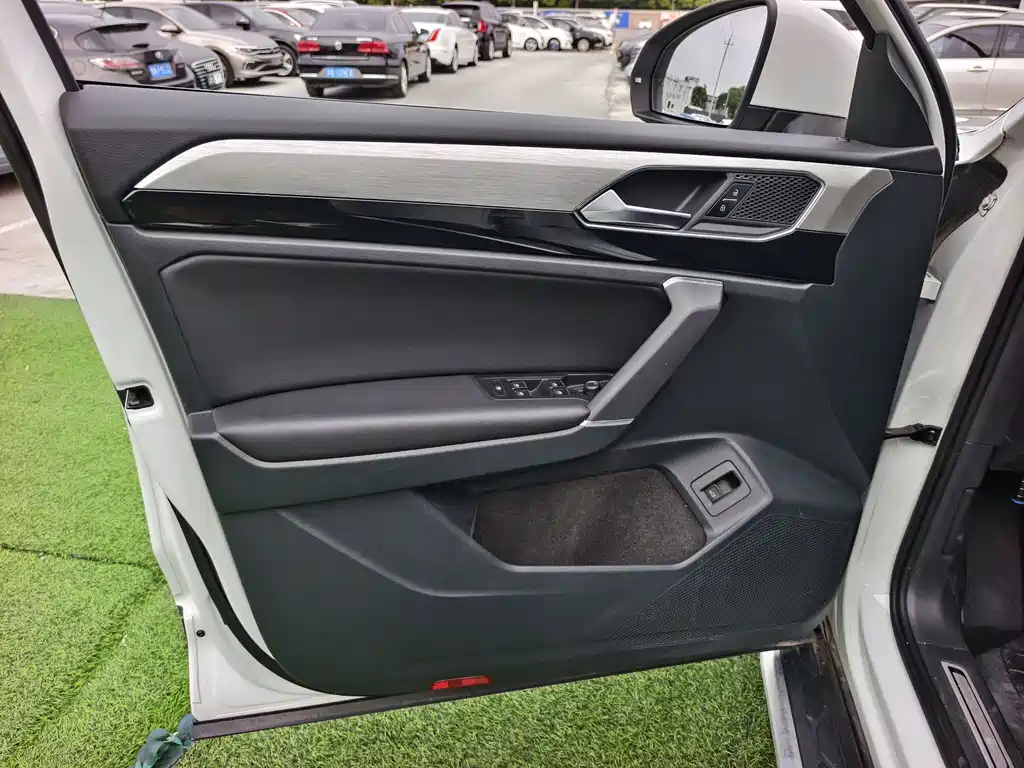 Volkswagen Tayron 2021