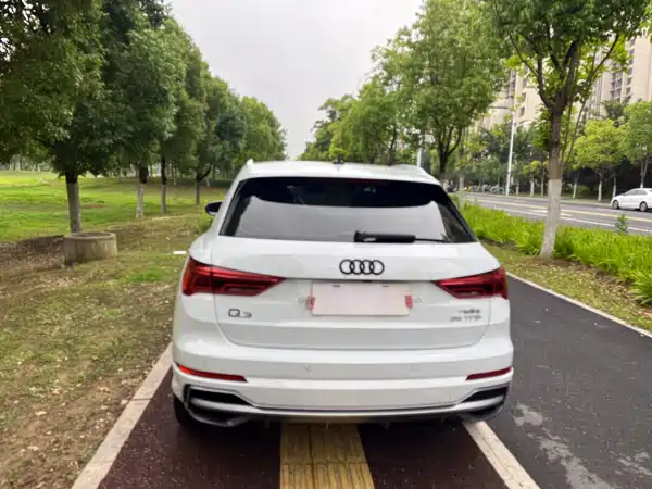 Audi Q3 2023