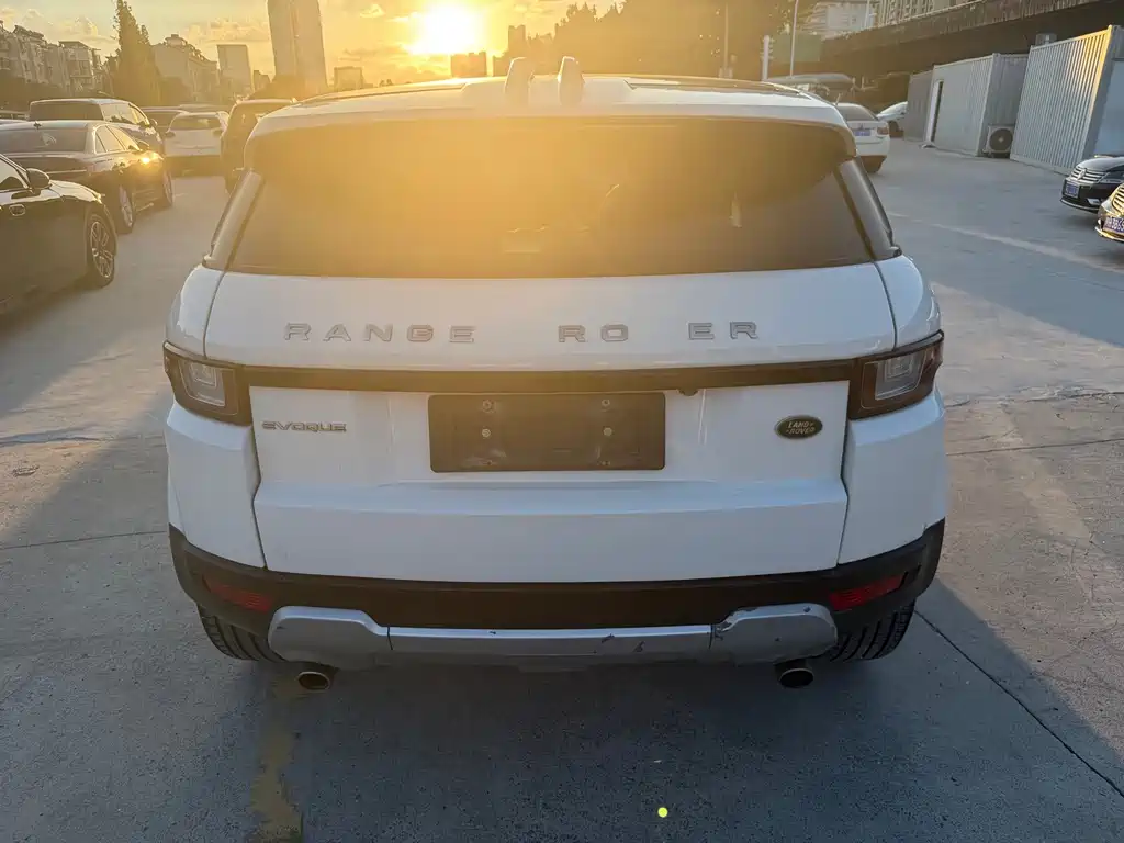 Land Rover Range Rover Evoque 2018 — фото 10