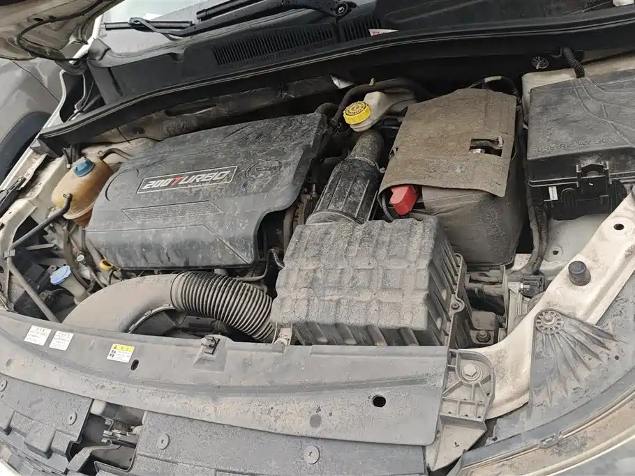 GAC Motor Trumpchi GS4 2015 — фото 10