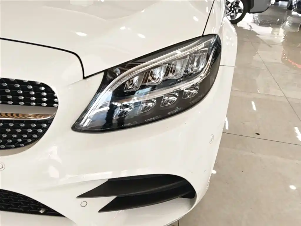 Mercedes-Benz C-Class 2020 — фото 24