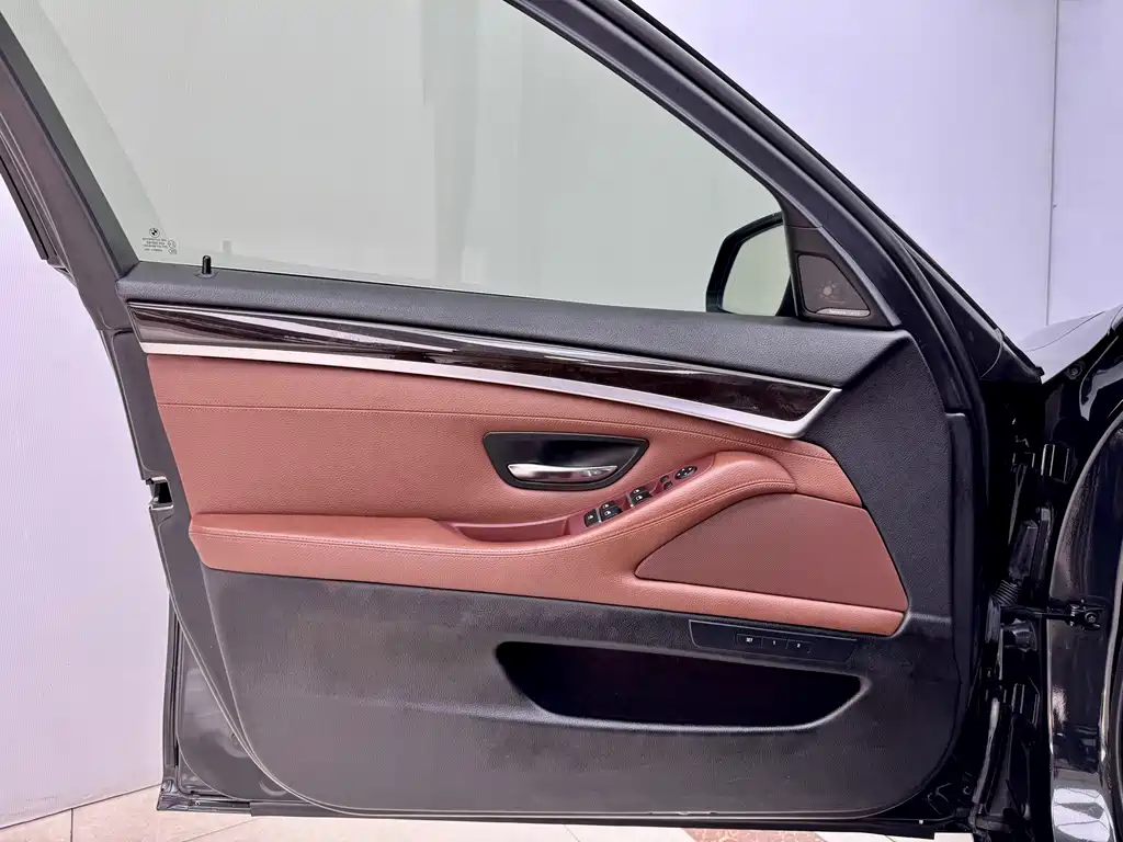 BMW 5 Series 2015