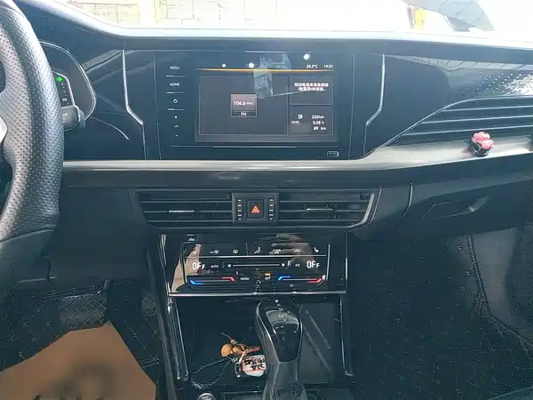 Volkswagen Passat 2023
