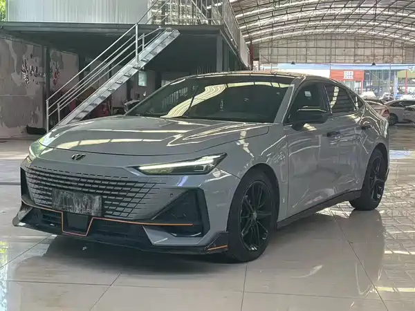 Changan UNI-V 2022