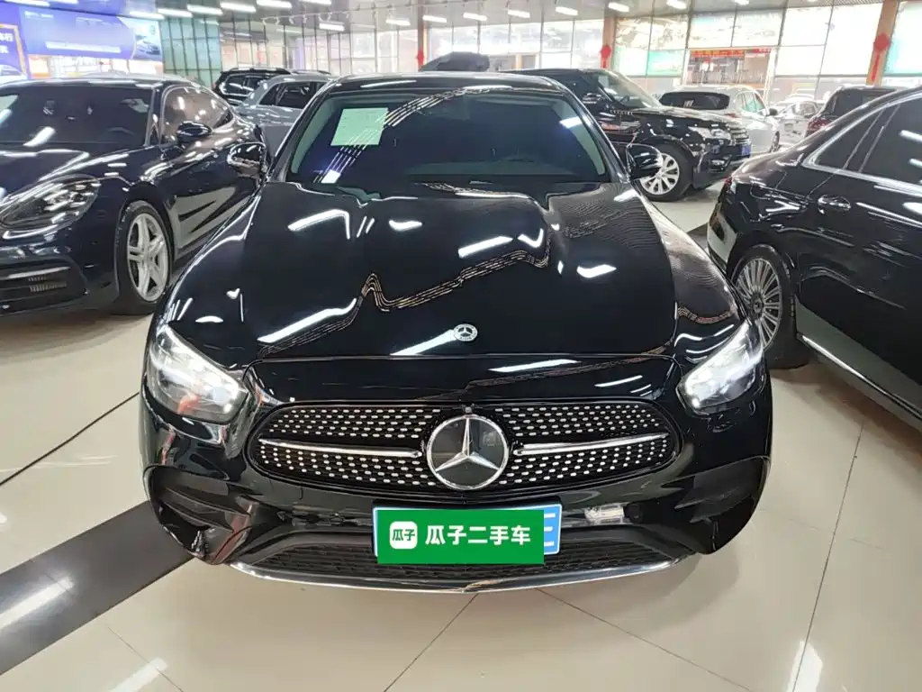 Mercedes-Benz E-Class 2022