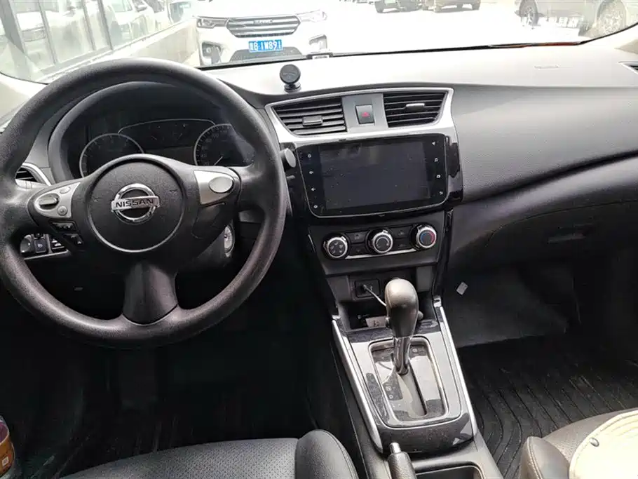 Nissan Sylphy 2019 — фото 12