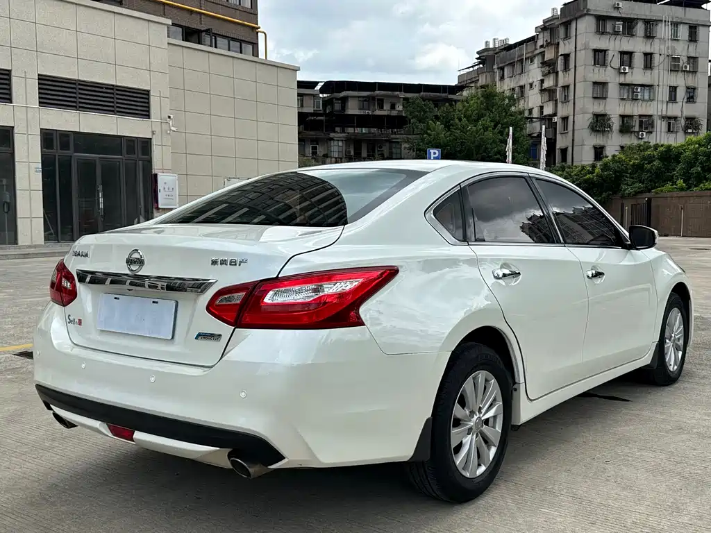 Nissan Teana 2018