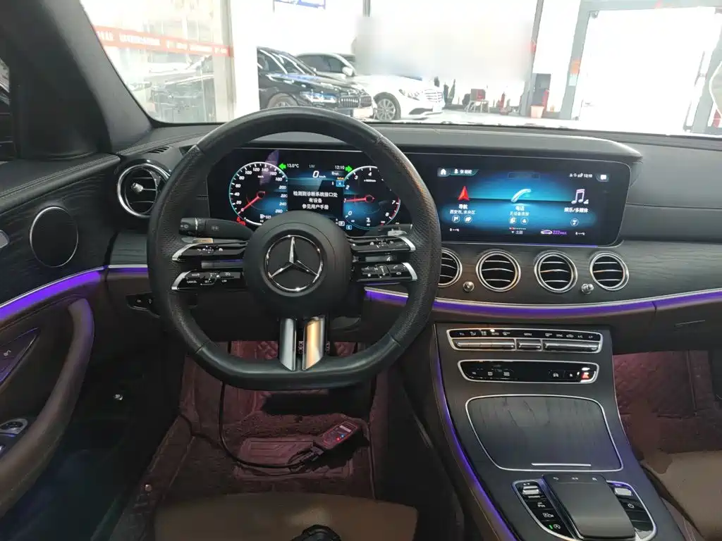 Mercedes-Benz E-Class 2023