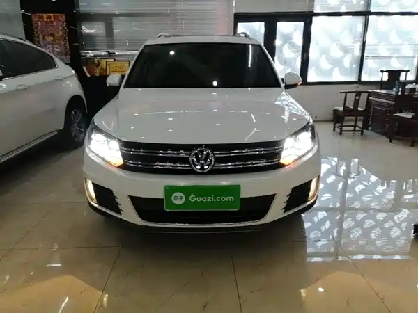 Volkswagen Tiguan 2015