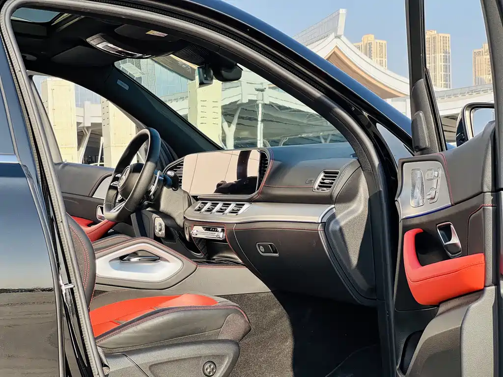 Mercedes-Benz GLE AMG 2024 — фото 6