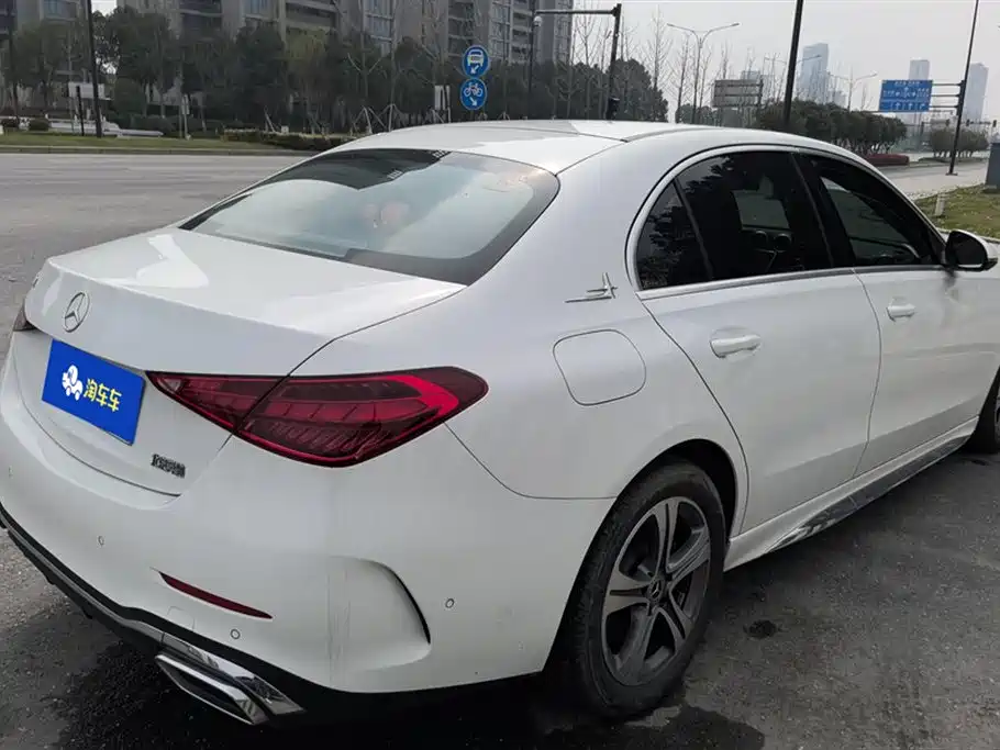 Mercedes-Benz C-Class 2022