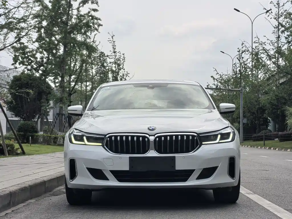 BMW 6 Series GT 2021 — фото 7