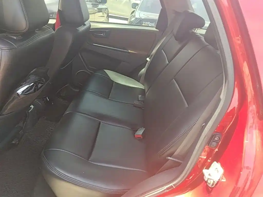 Suzuki SX4 2015 — фото 17