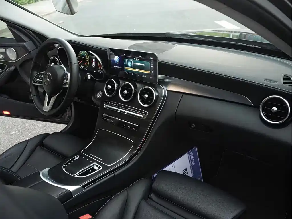 Mercedes-Benz C-Class 2019 — фото 10