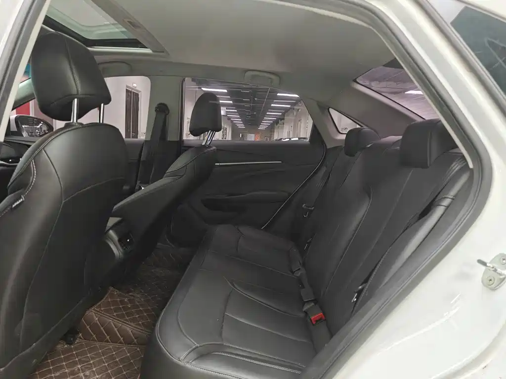Buick Excelle GT 2022 — фото 13