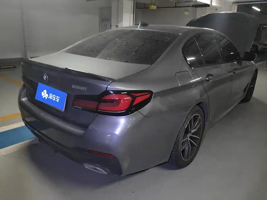 BMW 5 Series 2022