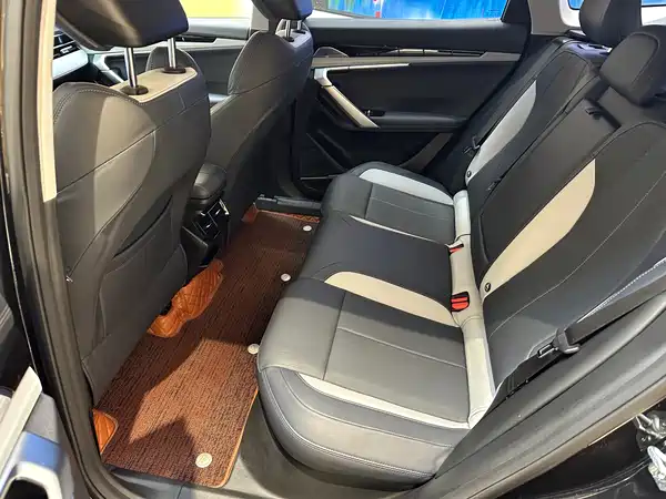 Geely Boyue L 2024