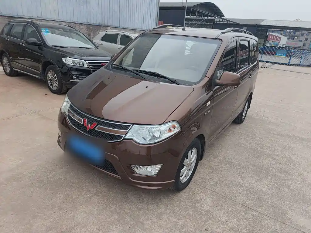 Wuling Hongguang 2018
