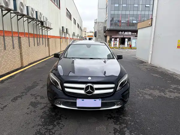 Mercedes-Benz GLA 2016