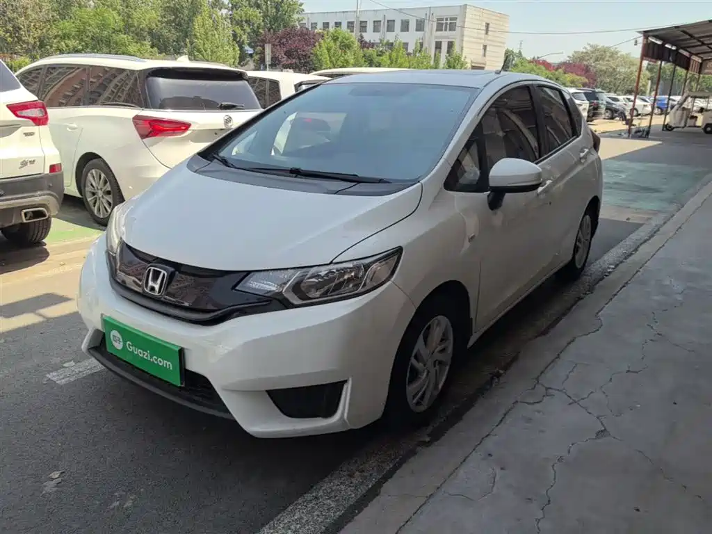 Honda Fit 2018 — фото 2
