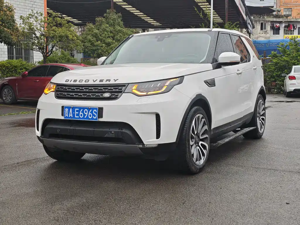 Land Rover Discovery 2018 — фото 1